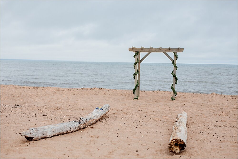 beach-alter-drift-wood.jpg