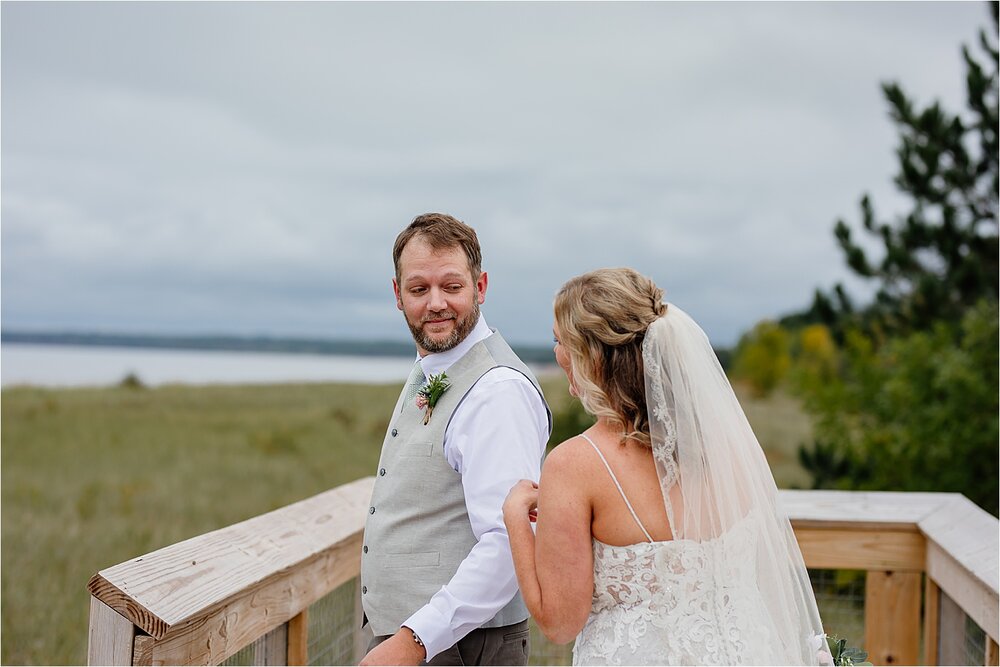 groom-first-look.jpg