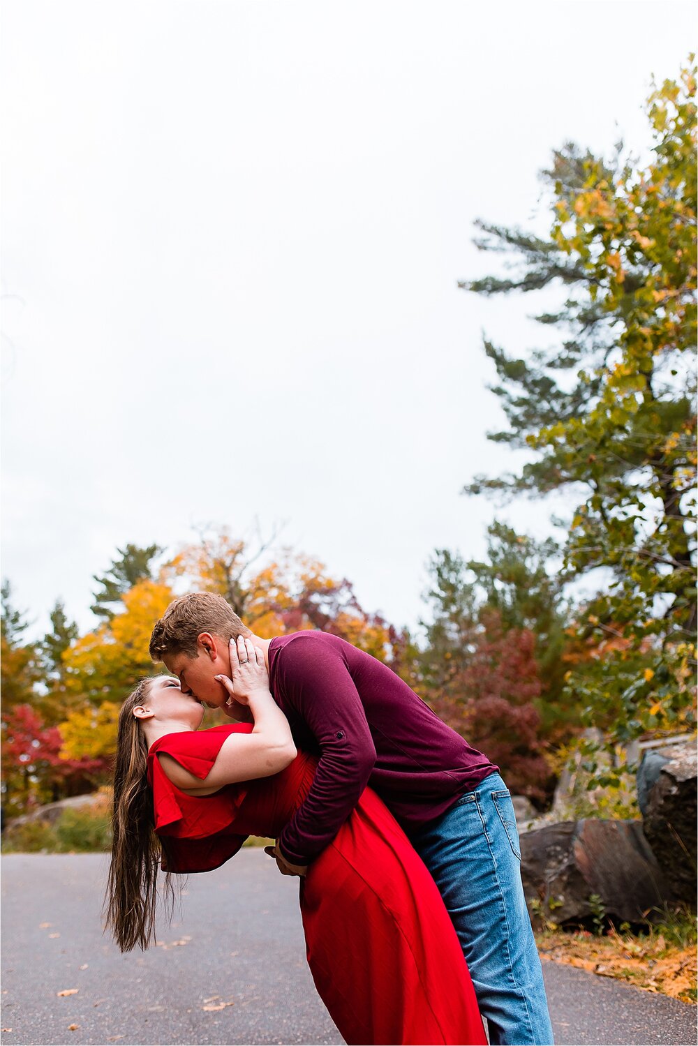 red-dress-couple-kissing.jpg